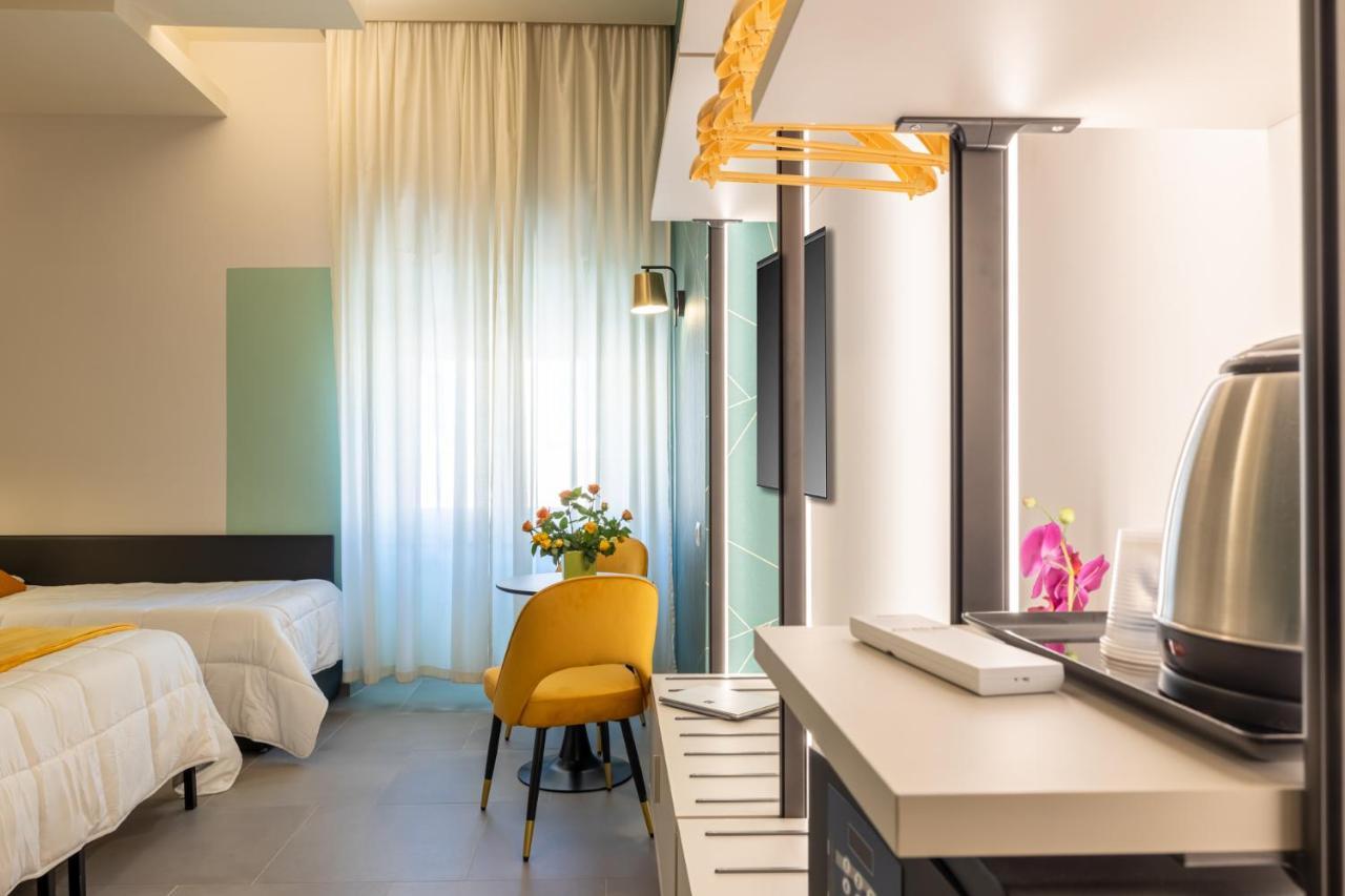 New Morpheus Couette-café Rome